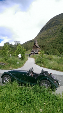 Mogstavkirke_452X800.jpg