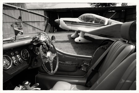 Cockpit.jpg