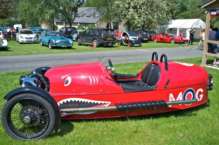 More_publicity_for_Morgan!_The_new_Renault_Twizy_is_in_the_background!.jpg