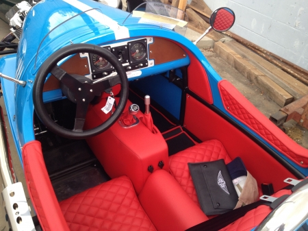 Cockpit1.jpg