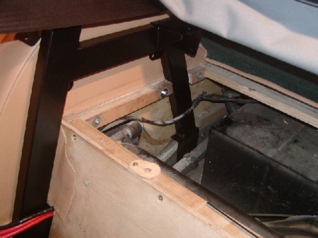 06right-frame.JPG