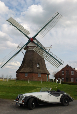 Windmill_at_Berdum.jpg