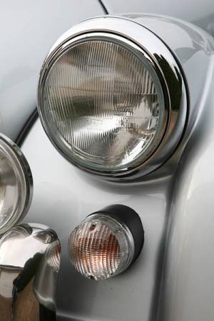 frontlight_sm.jpg