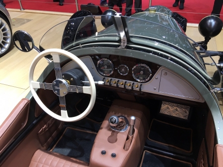 Morgan_ThreeWheeler_MY16_Dashboard_Geneva_2016.jpg