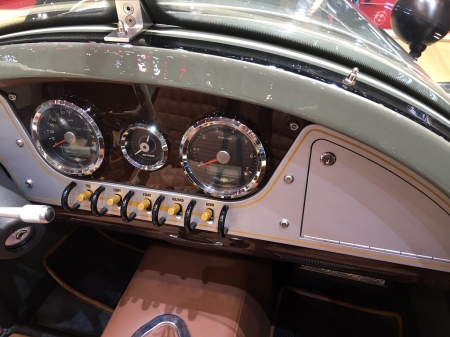 Morgan_ThreeWheeler_MY16_Dashboard_Geneva_autoshow_2016.jpg