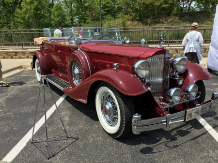 1933 Packard Dual Cowl Phaeton 2.jpg