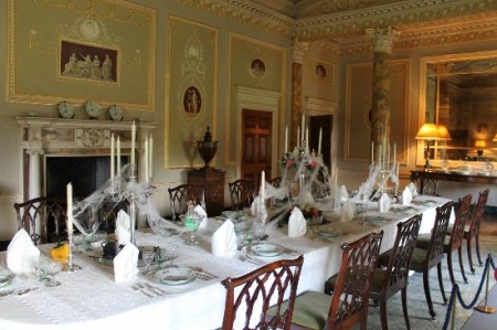 basildon house interior 1a.jpg