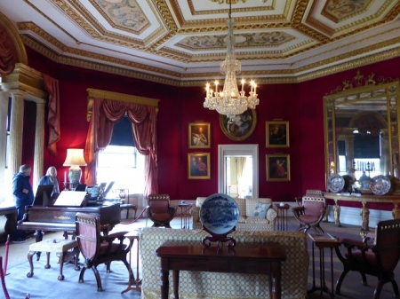 basildon house interior 2a.jpg