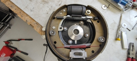 Rebuilt rear brakes.jpg
