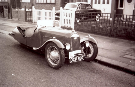 DXP897:2.JPG