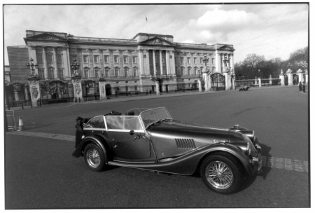 Buckingham Palace and Morgan Plus 4.jpg