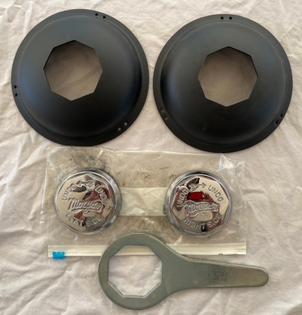 OEM Front Hub Locks & Wrench A.jpg