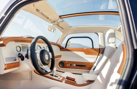 Morgan_Midsummer_Coupé_Location_Interior_001.jpg